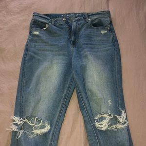 American eagle mom jeans